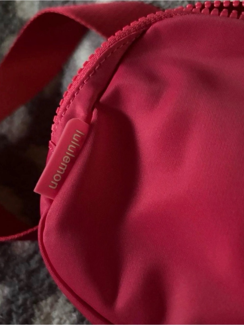 lululemon Lipgloss Belt Bag - Picture 2 of 3